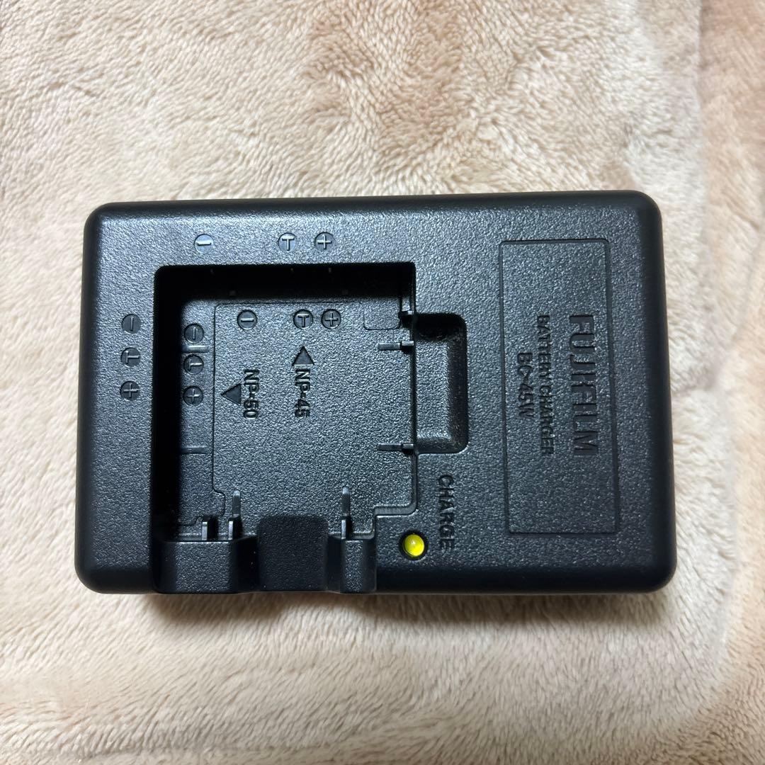 Fujifilm F80EXR 10倍ズーム