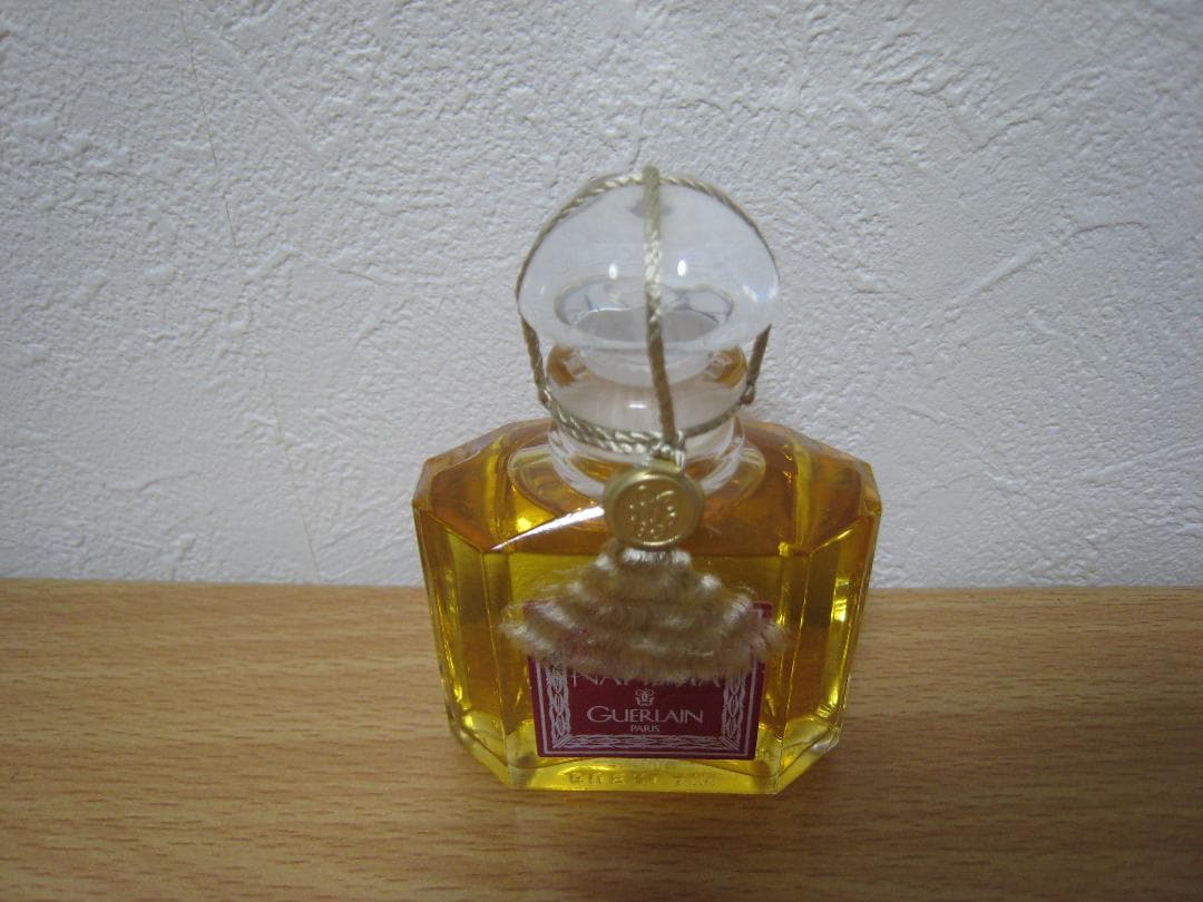 ゲラン　ナエマ　パルファン（香水）　30ml