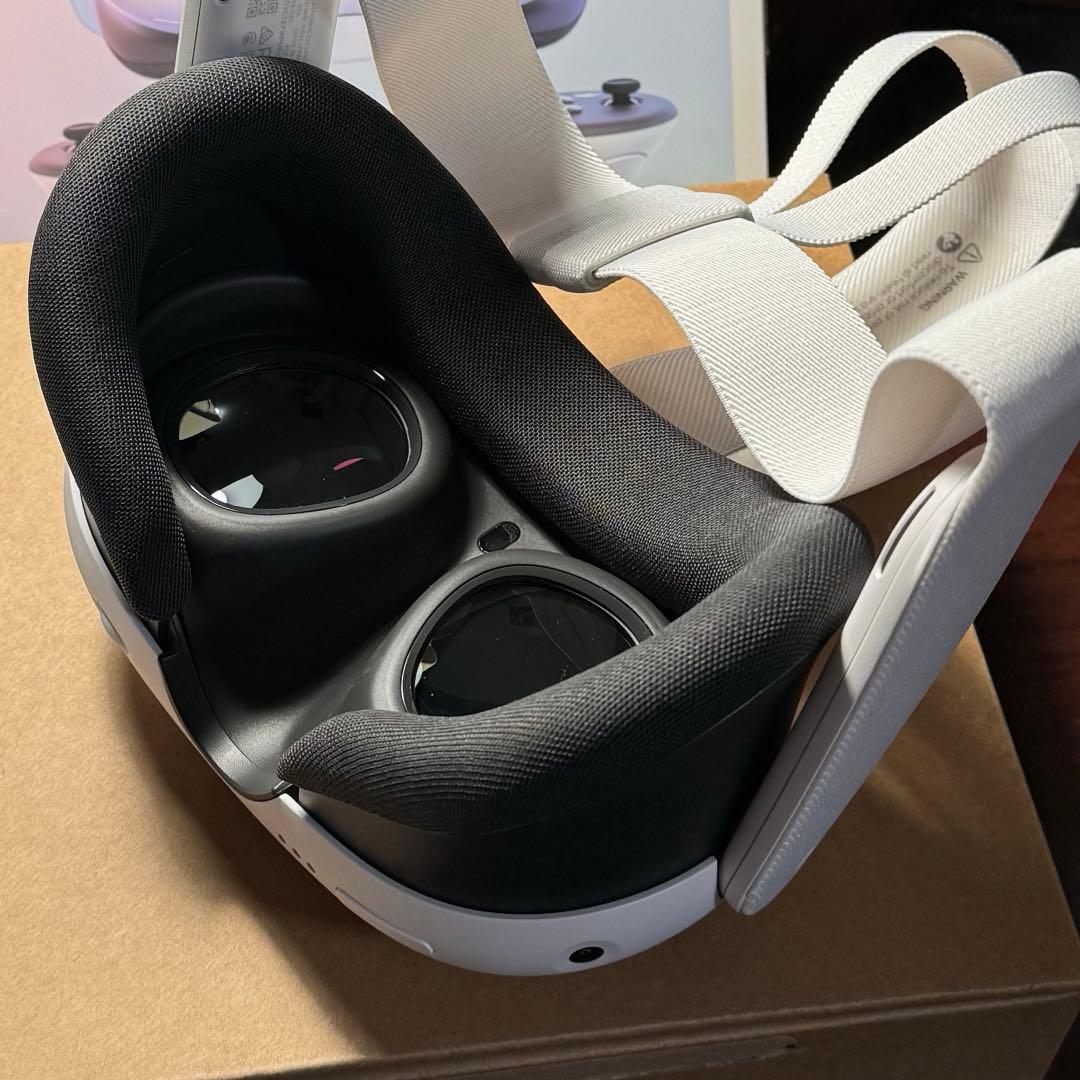  Quest 3 128GB 4点セット ストラップ/ケース/ケーブル