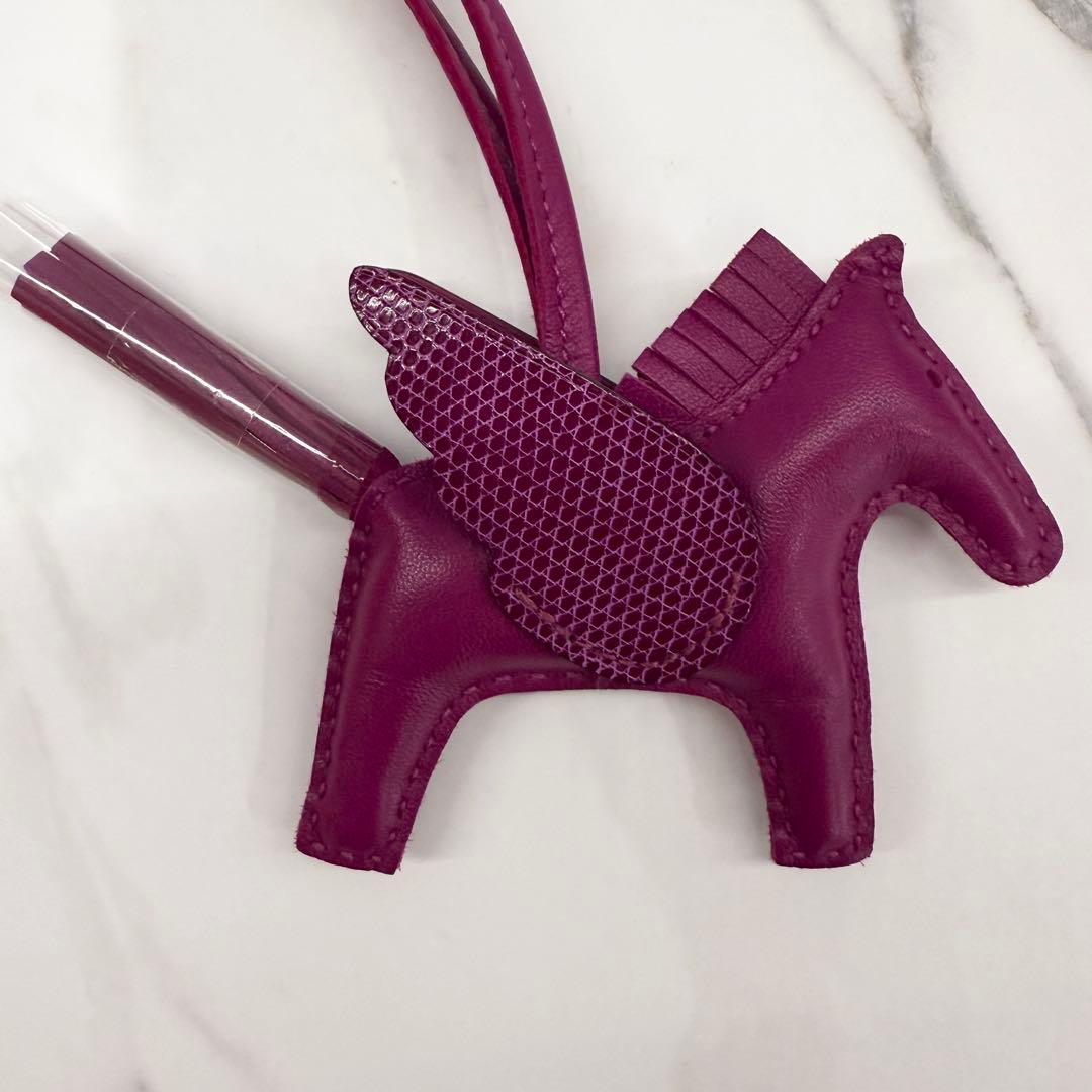 【年末セール】31日まで 美品エルメス ロデオペガサスタッチ PMパープルU刻