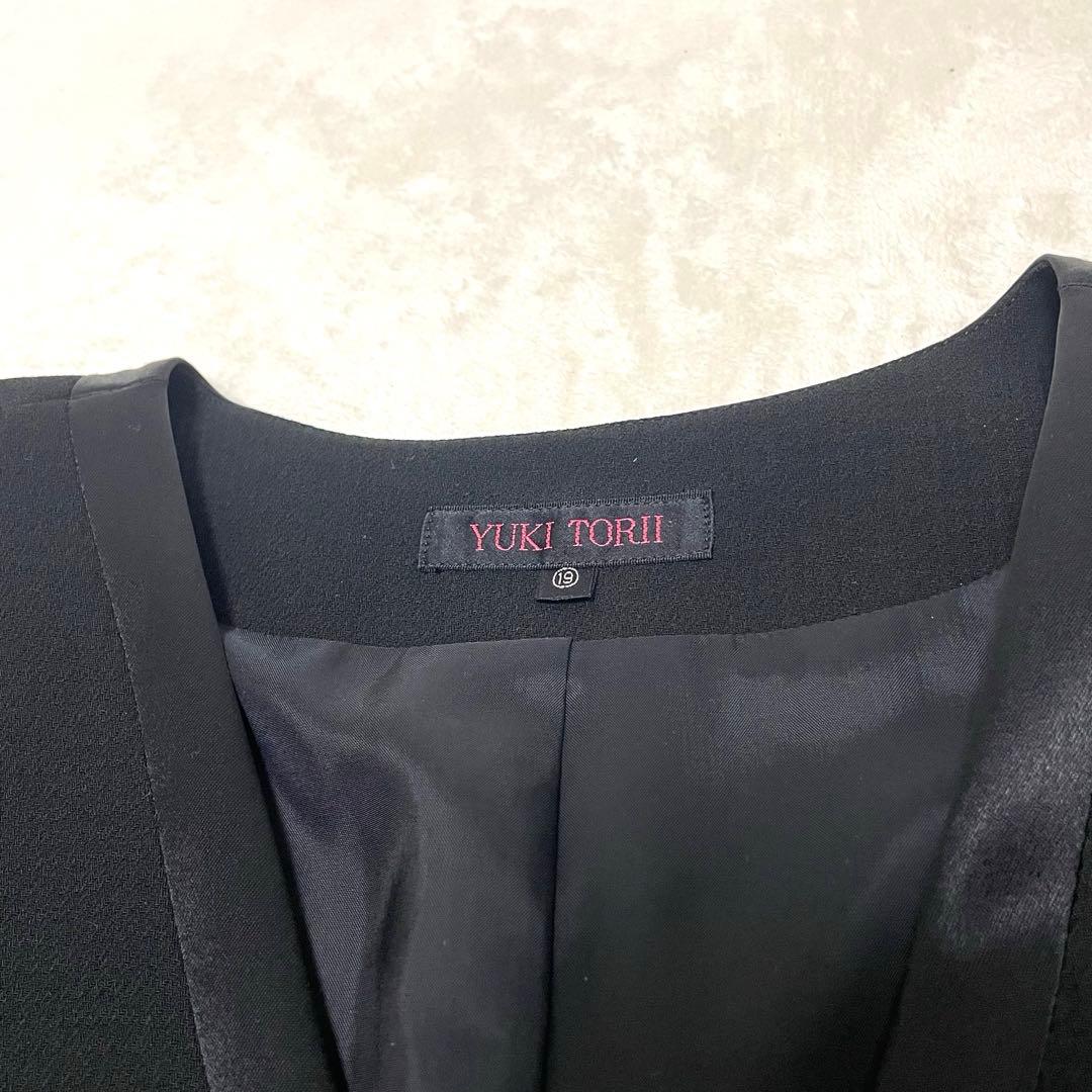 極美品✨ユキトリイ　 シルク混 ブラックフォーマル　ノーカラー　19号