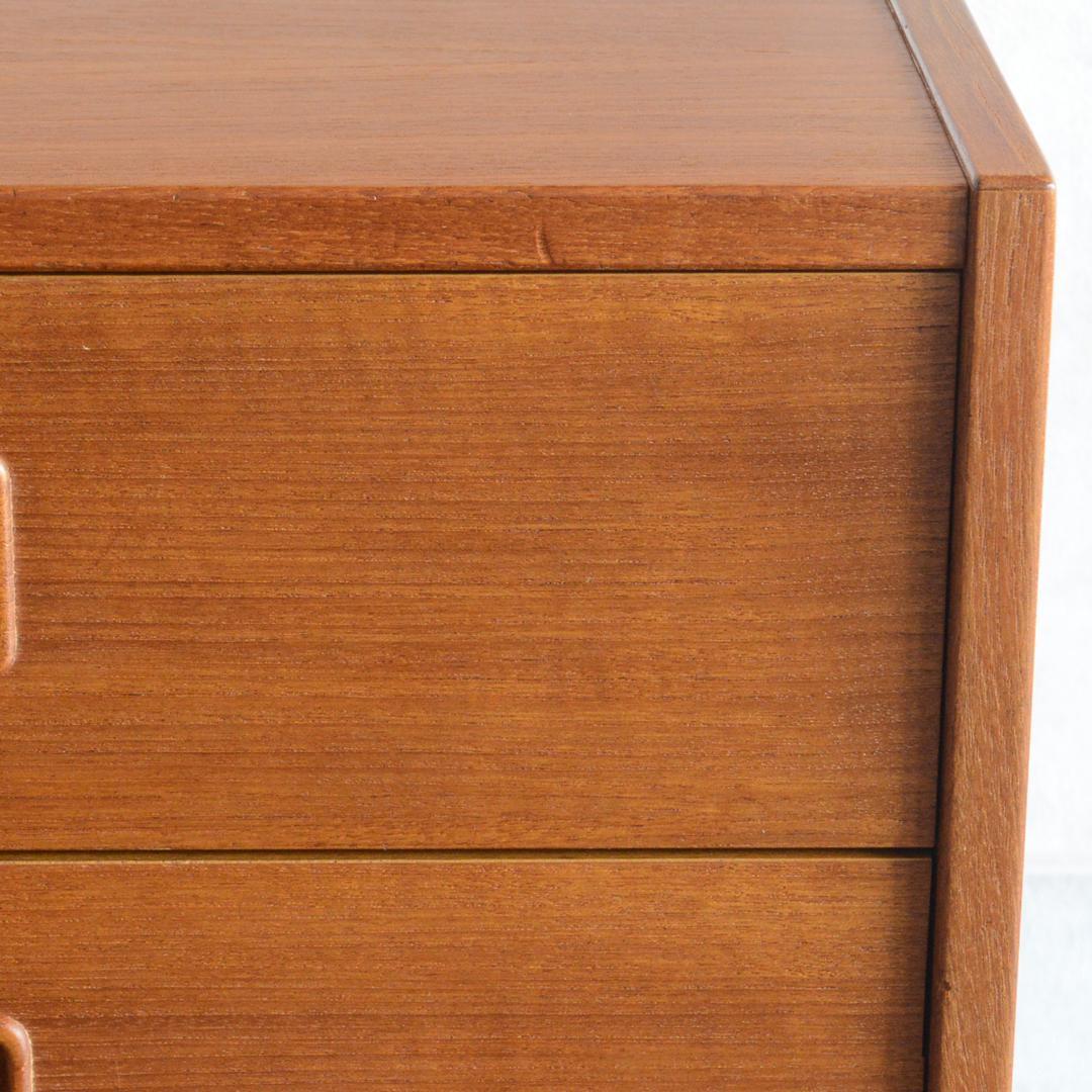 デンマーク 北欧ヴィンテージ チーク２段 ローチェスト 北欧家具 サイドテーブル