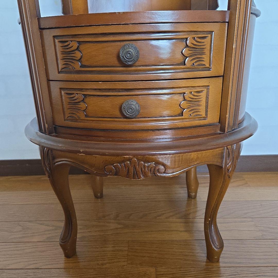 イタリア製アンテイク猫脚ラウンドチェスト