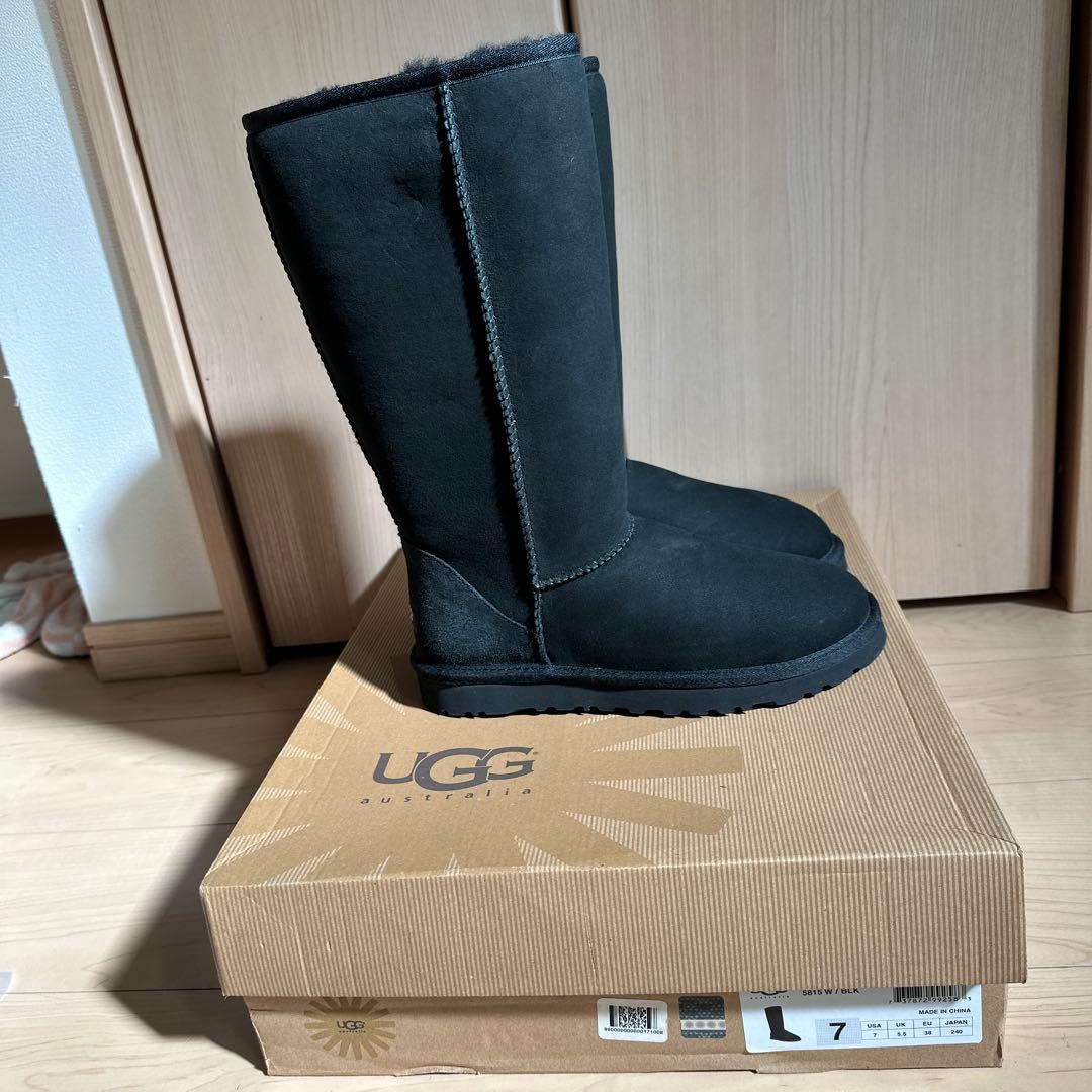 【新品】UGG レディースムートンブーツ 黒 24.0 classic tall