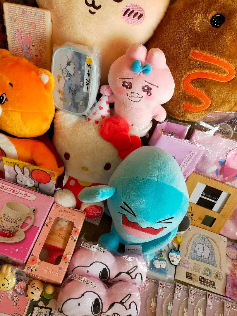 【新品】キャラクター雑貨 250点以上 ぬいぐるみフィギュア大量まとめ売りセット