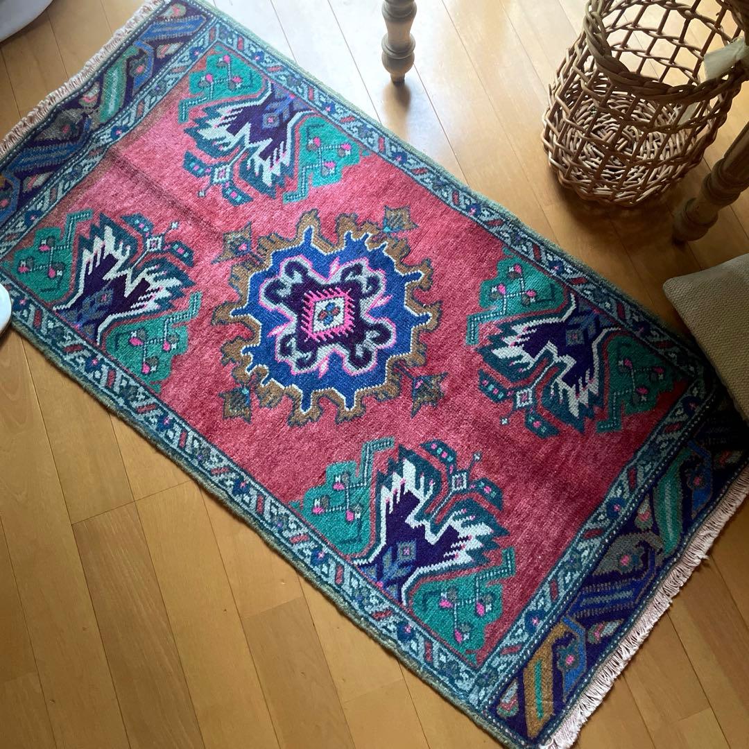 51×101 コーラルピンク　レアなウール　メダリオン　トルコヴィンテージラグ