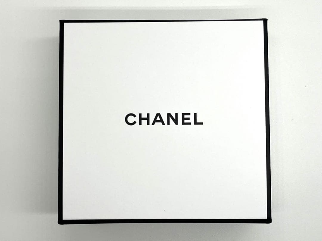 【新品☆限定品】シャネル No.5 オードゥ パルファム スノウ 100ml