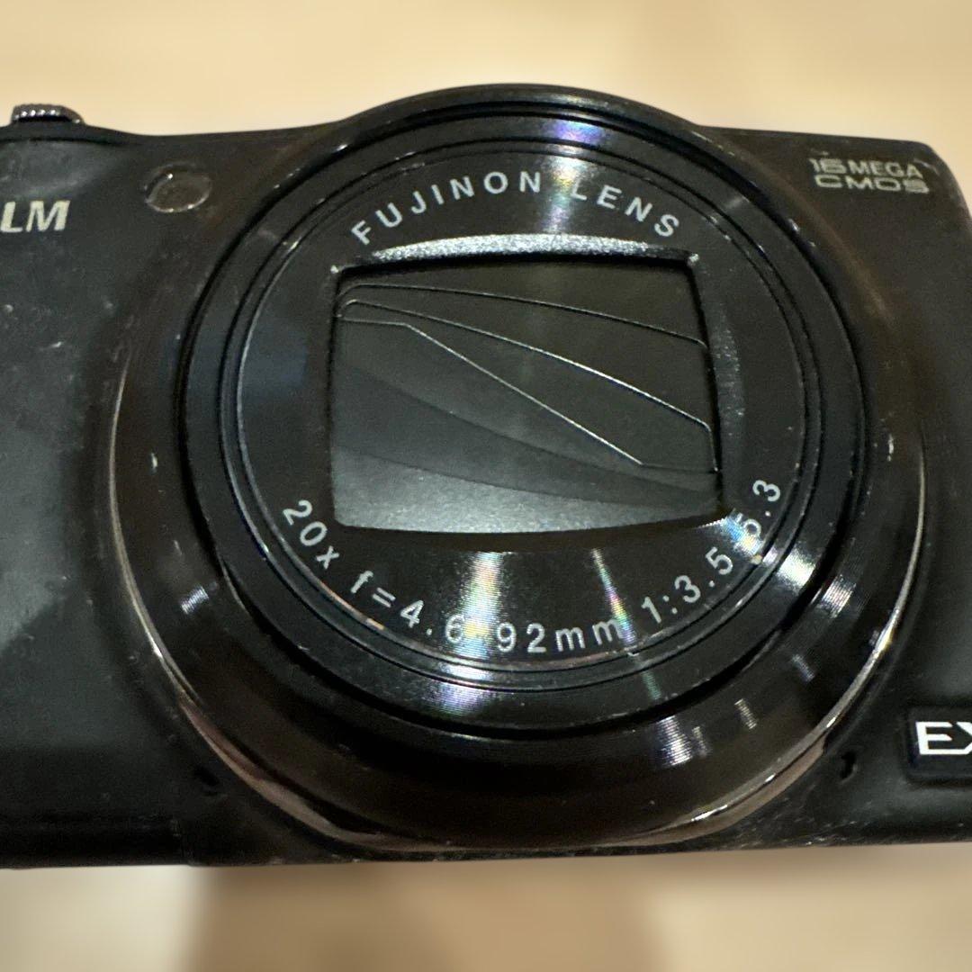 FUJIFILM finepix F770EXR コンパクトカメラ コンデジ
