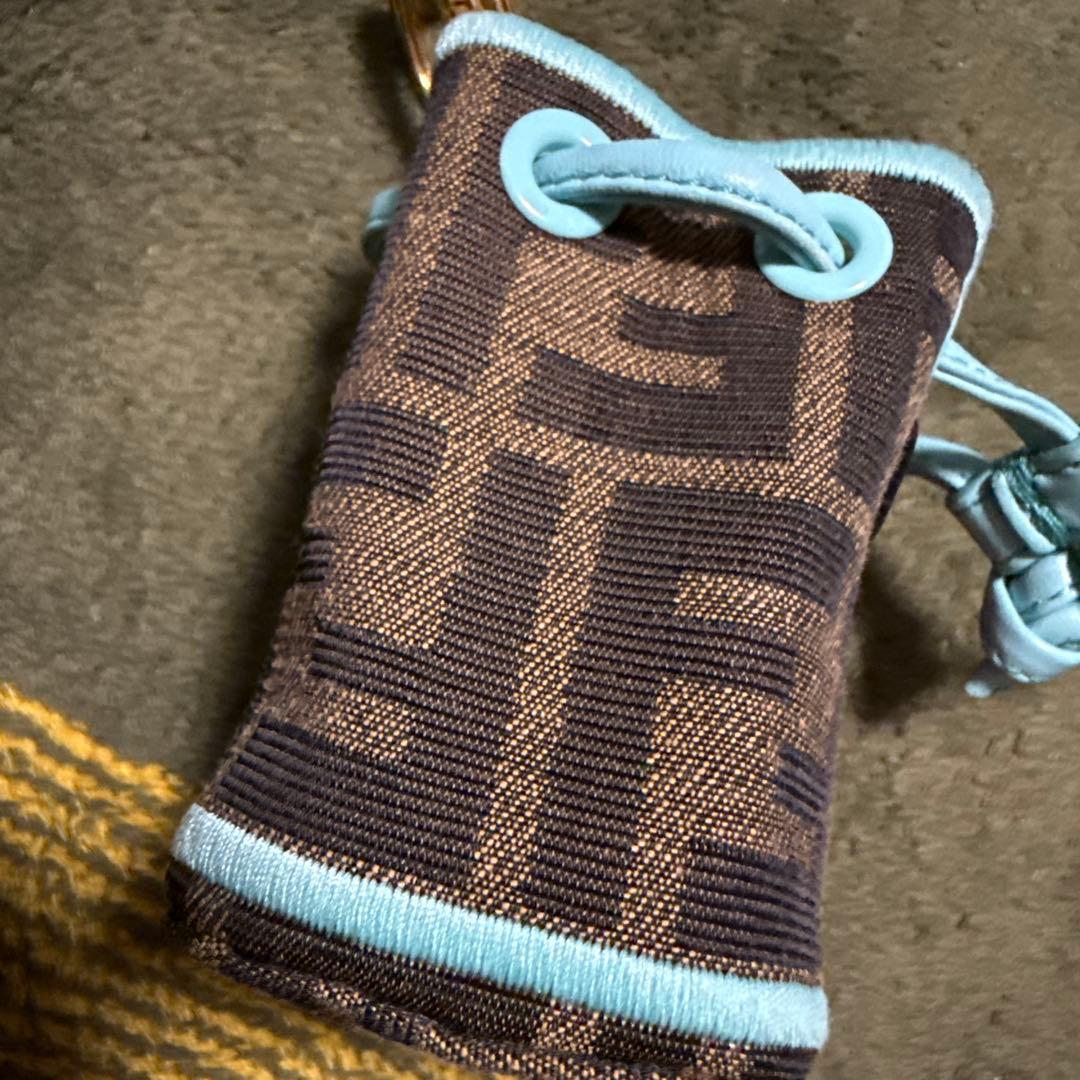 FENDI フェンディ ズッカ、モントレゾール キーホルダー バック型チャーム
