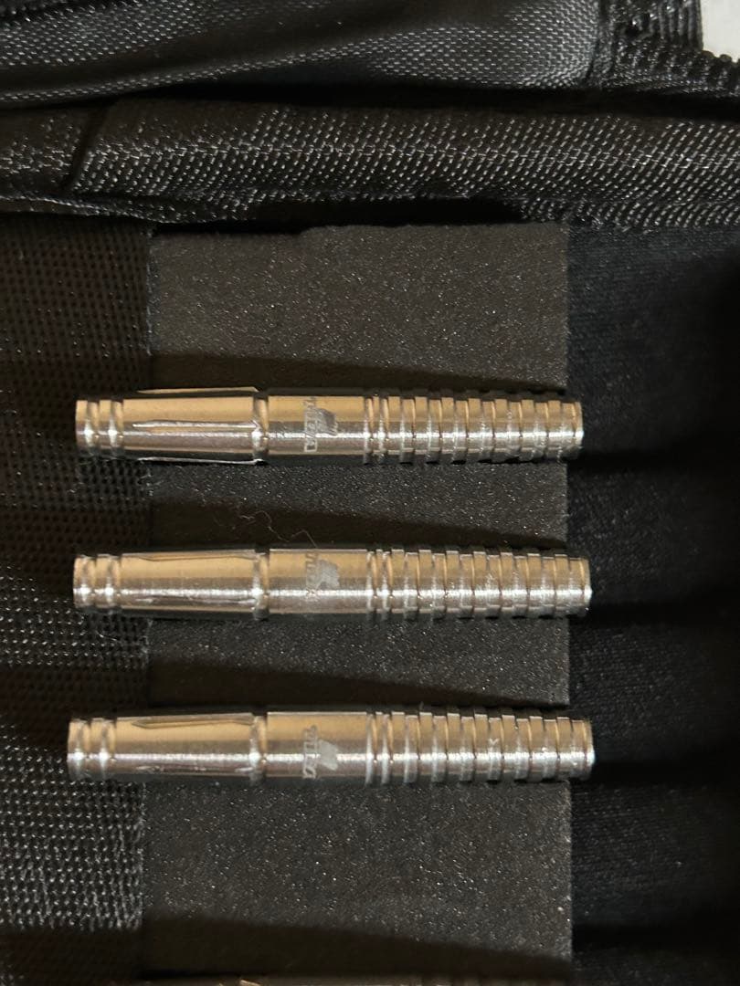 2セット ティガ エンプレチュ 5 と3 坂口優希恵モデル 中古美品 ダーツ