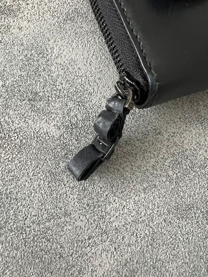 フェラガモ財布　ブラックレザーリボンケース