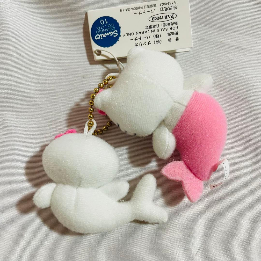 ハローキティ　ツイン　キーチェーン マーメイド 人魚　アザラシ サンリオ