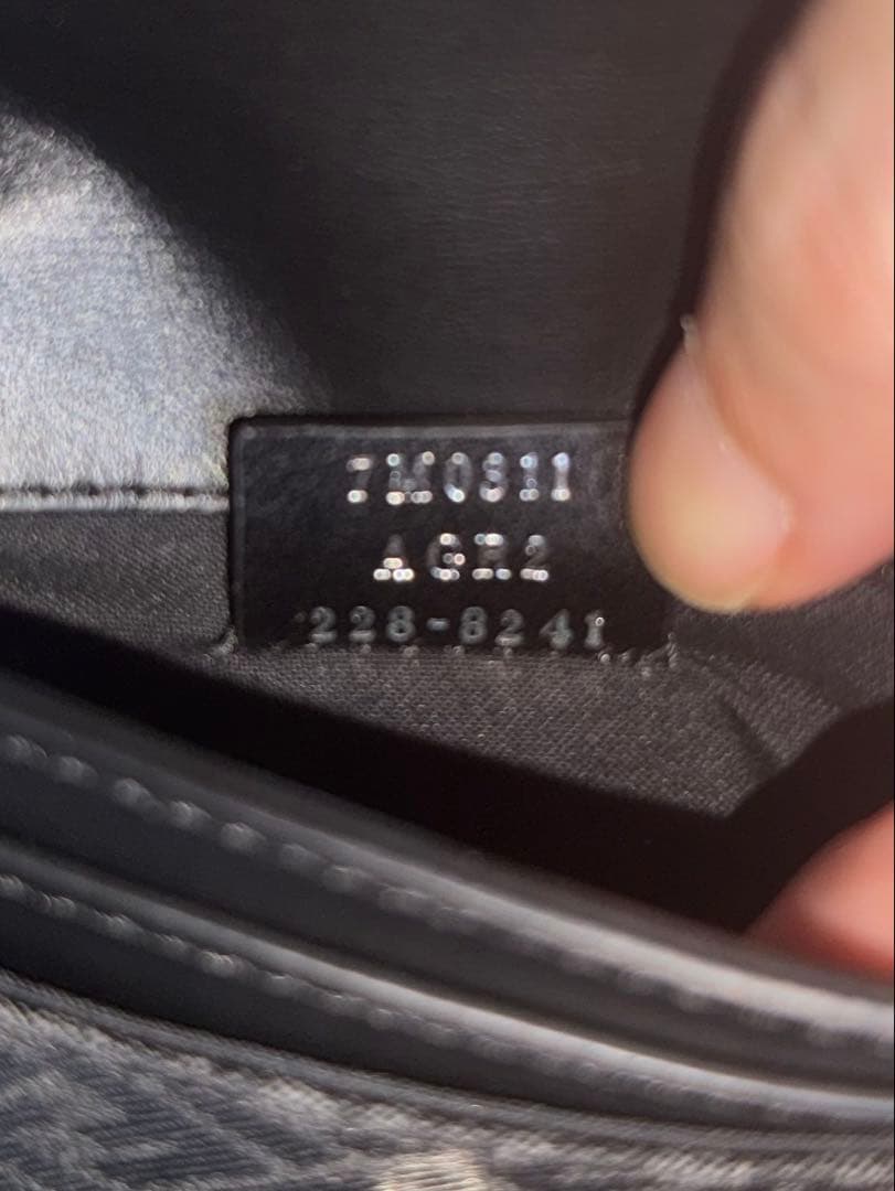 FENDIブラック 名刺入れ