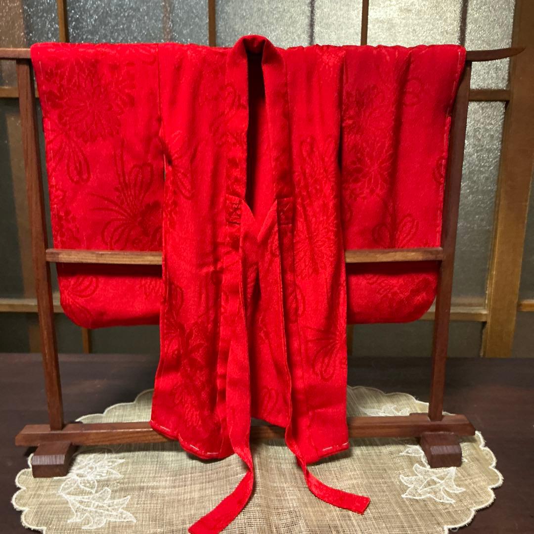 市松人形着物　飾り台付きです