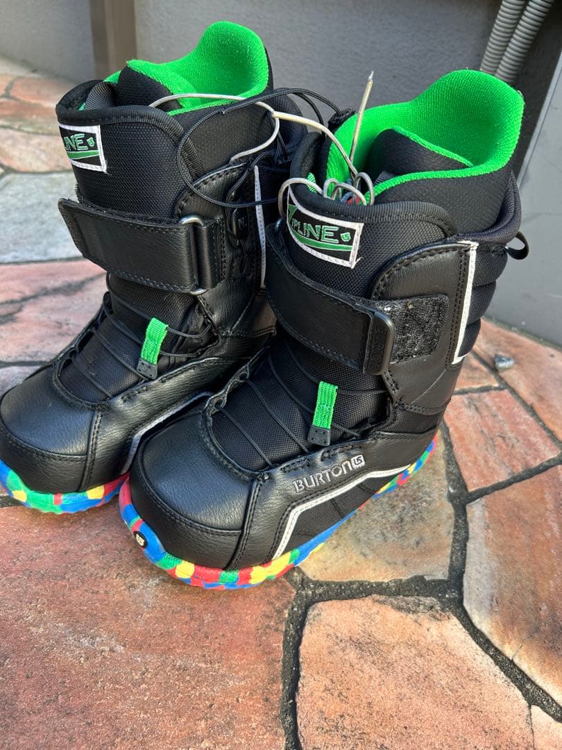 Burton スノーボードブーツ　22センチ