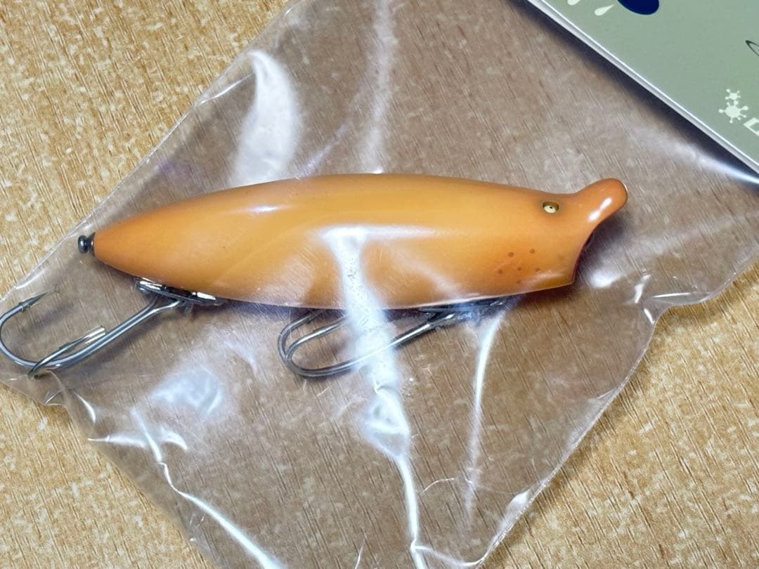 【リンさん専用ページ】【新品未使用】ローカル　上クチビル　人間　そばかす付き