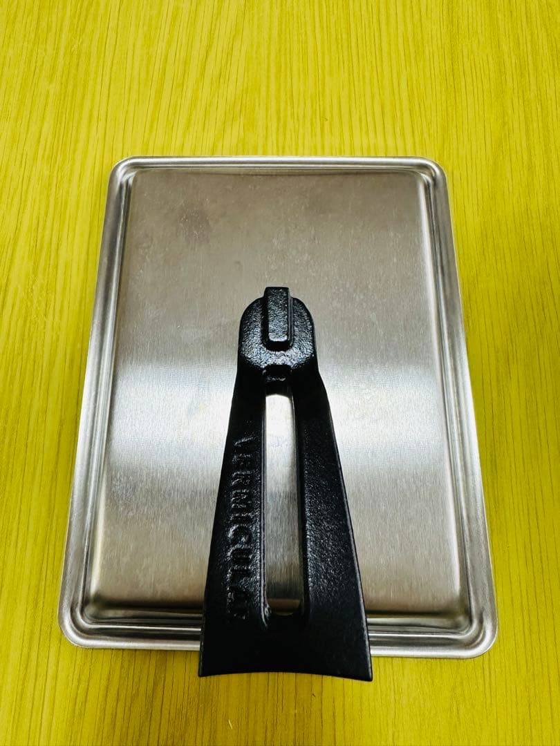 バーミキュラ　エッグ＆トーストパン　蓋付き　ウォルナット