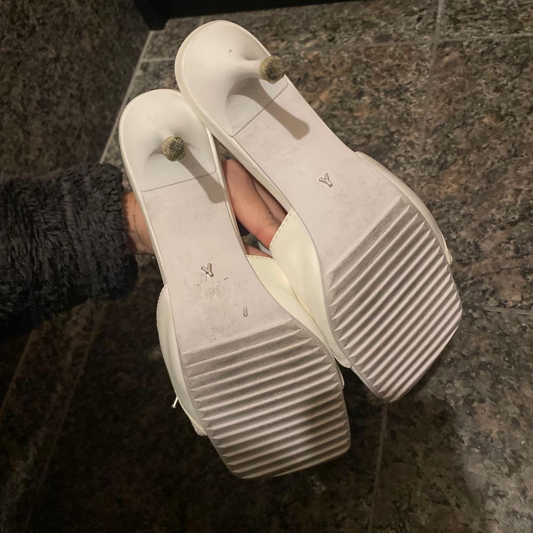 YELLO ヒール Mサイズ