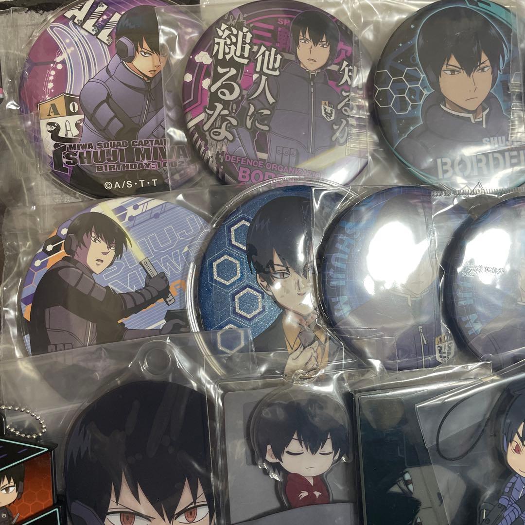 ワールドトリガー ワートリ　三輪　缶バッジ　キーホルダー　タオル