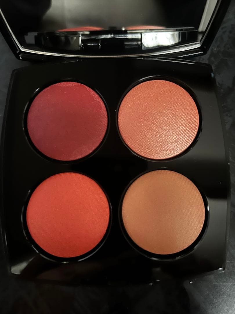 CHANEL レ キャトル ルージュ ユー エ ジュ