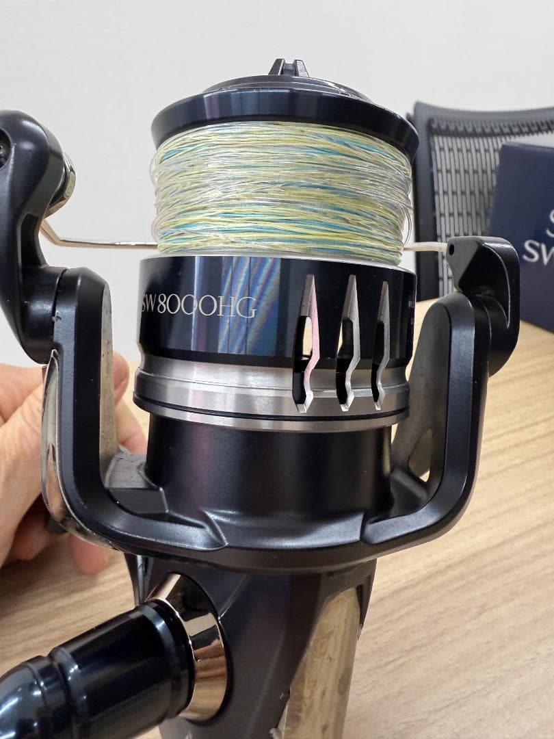 シマノ　20ストラディック SW8000HG スピニングリール