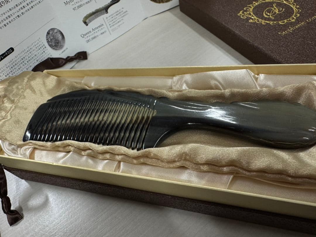 Stephanie comb ヘアブラシ コーム