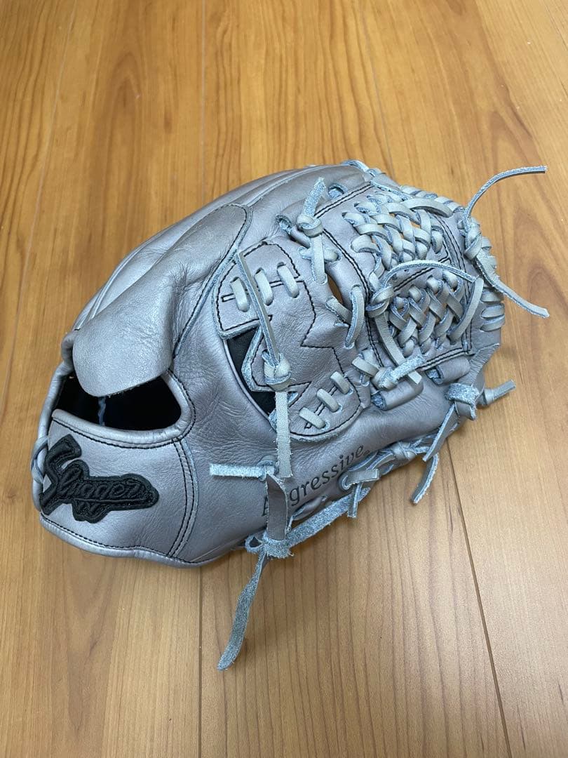 スラッガー 軟式グローブ グレー