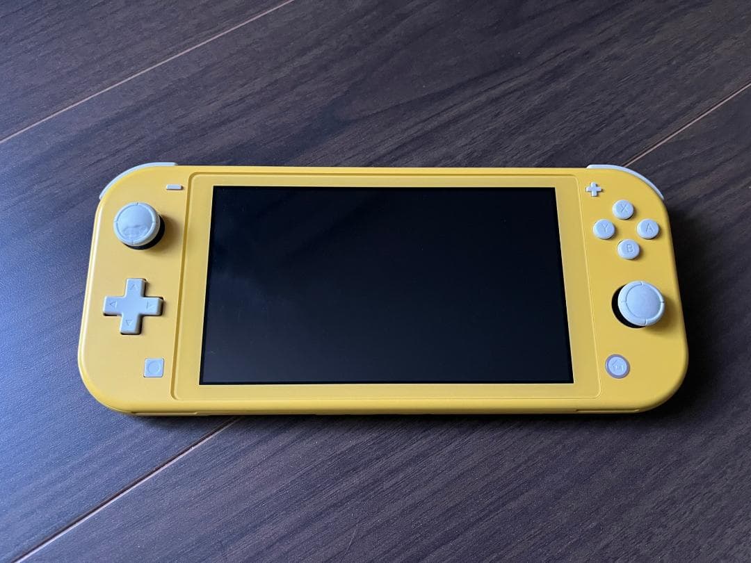 【中古】Nintendo Switch Lite (イエロー)