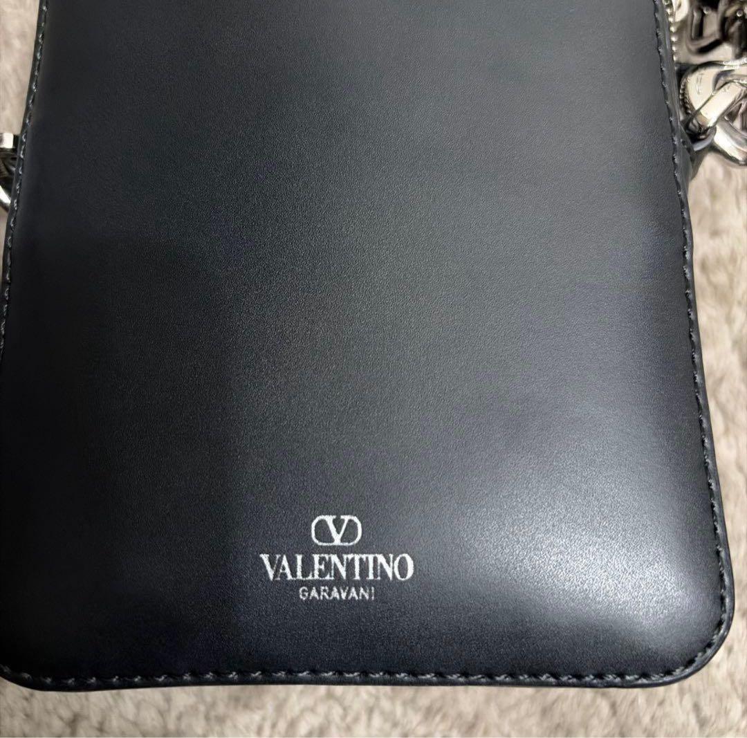ヴァレンティノ　ショルダーバッグ