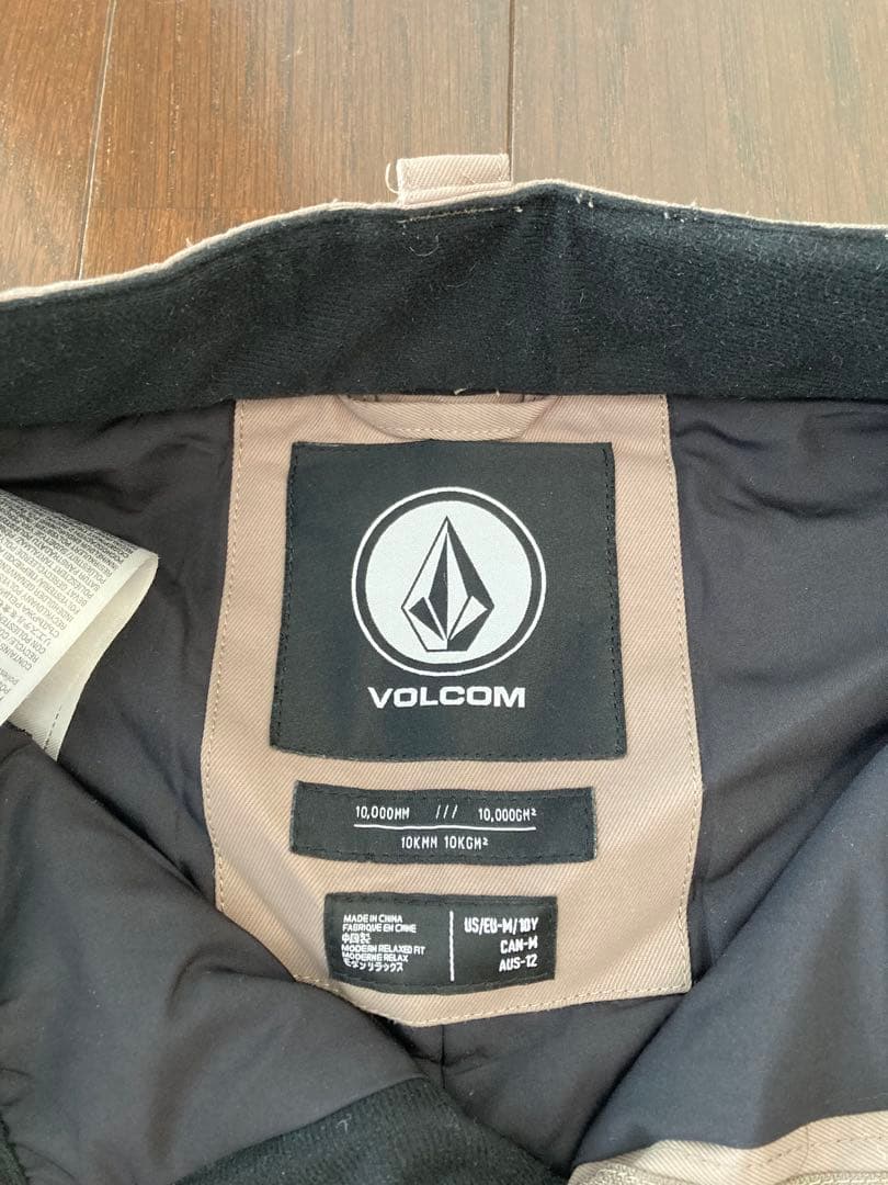 ボルコム キッズ ジュニア 子供用 上下セット スノーボード ウェア サイズM