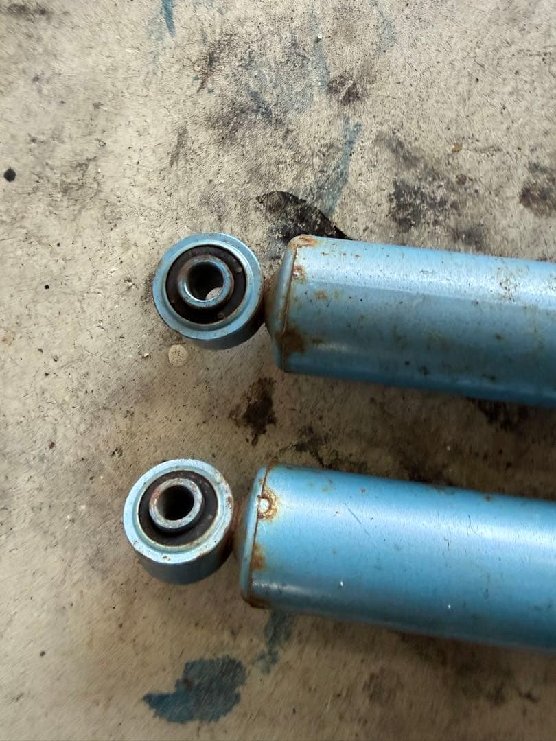 プロボックス　50系　KYBニューSR 純正スプリング【抜け無し】年内限定値引中