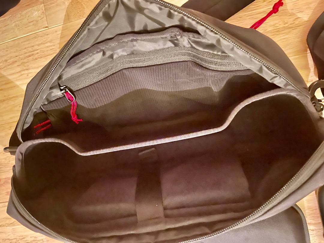 美品Steam Deck 256GB LCD 本体、ケース付き