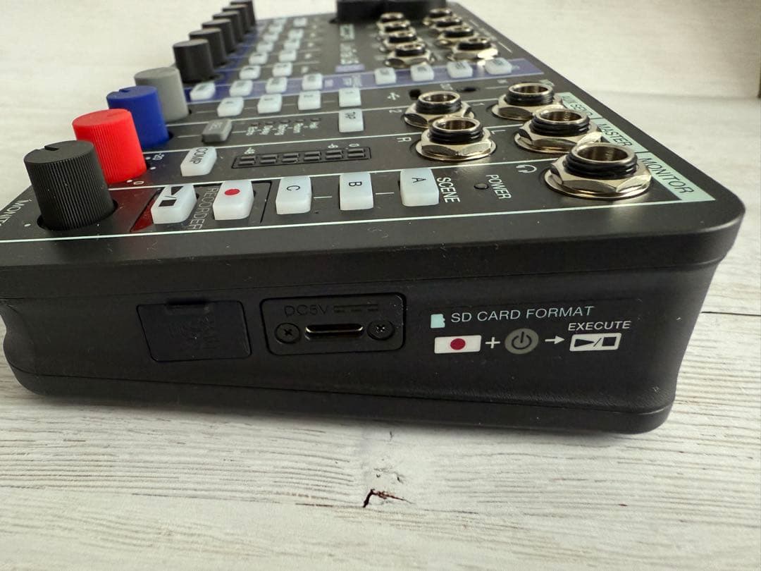 ZOOM LiveTrak L6 未使用 32bit対応ミキサー