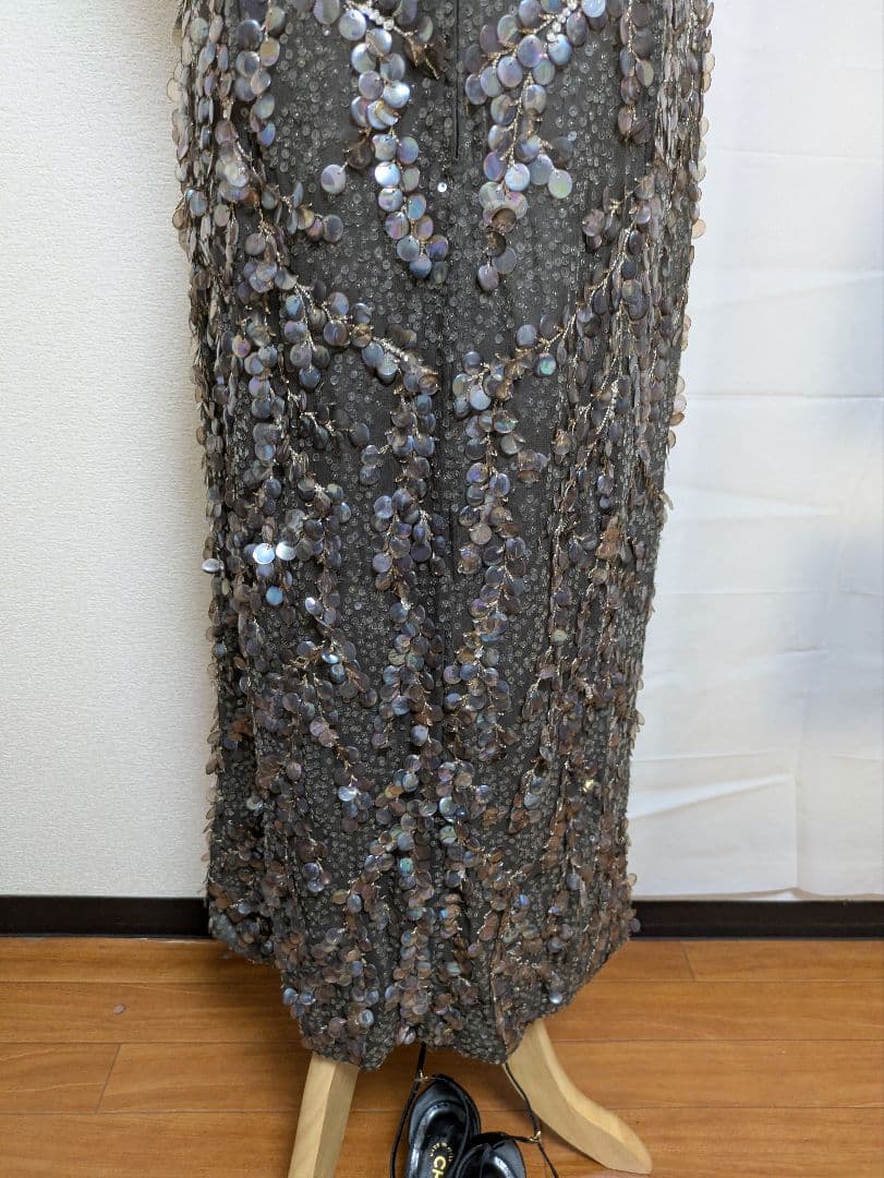 割引　シルバー ビーズ装飾 パーティードレス