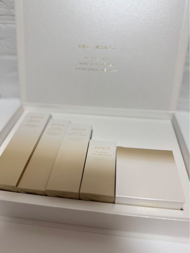 新品！！　AKN/R アクニー　スキンケアセット 5点