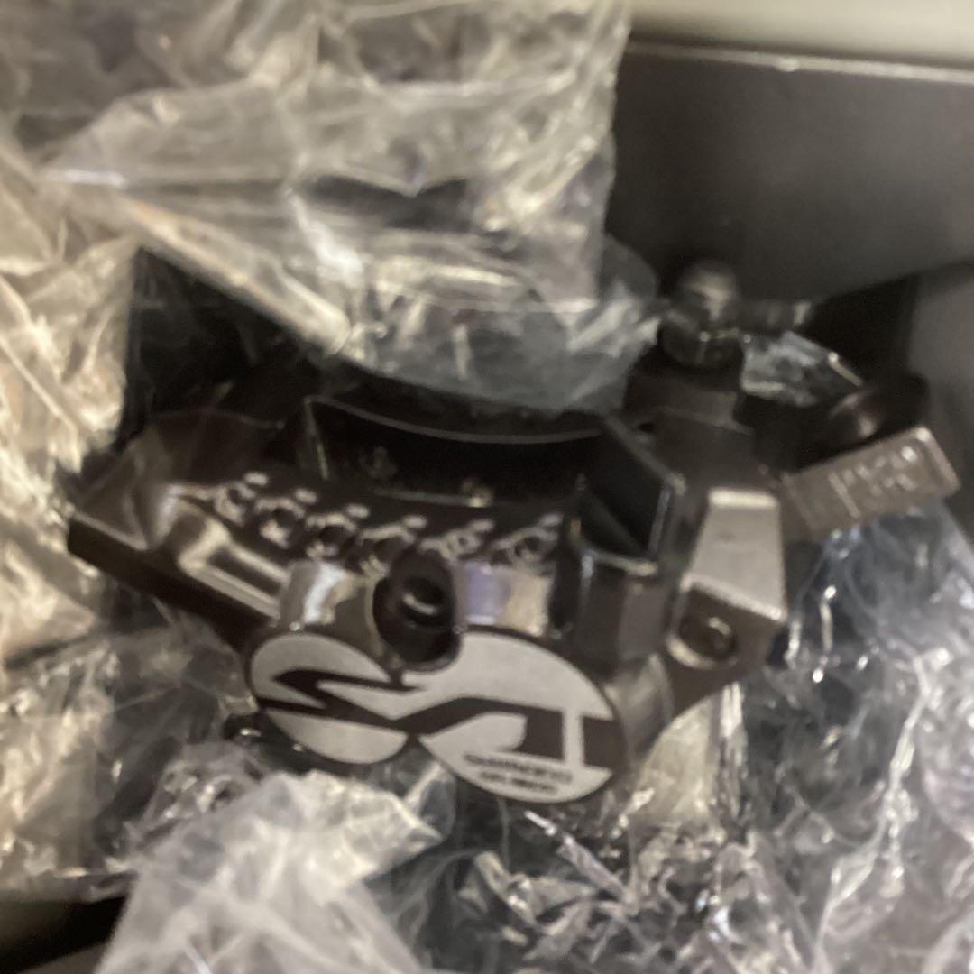 SHIMANO BR-M820 SAINT 本体のみ２個セット　パッドなし