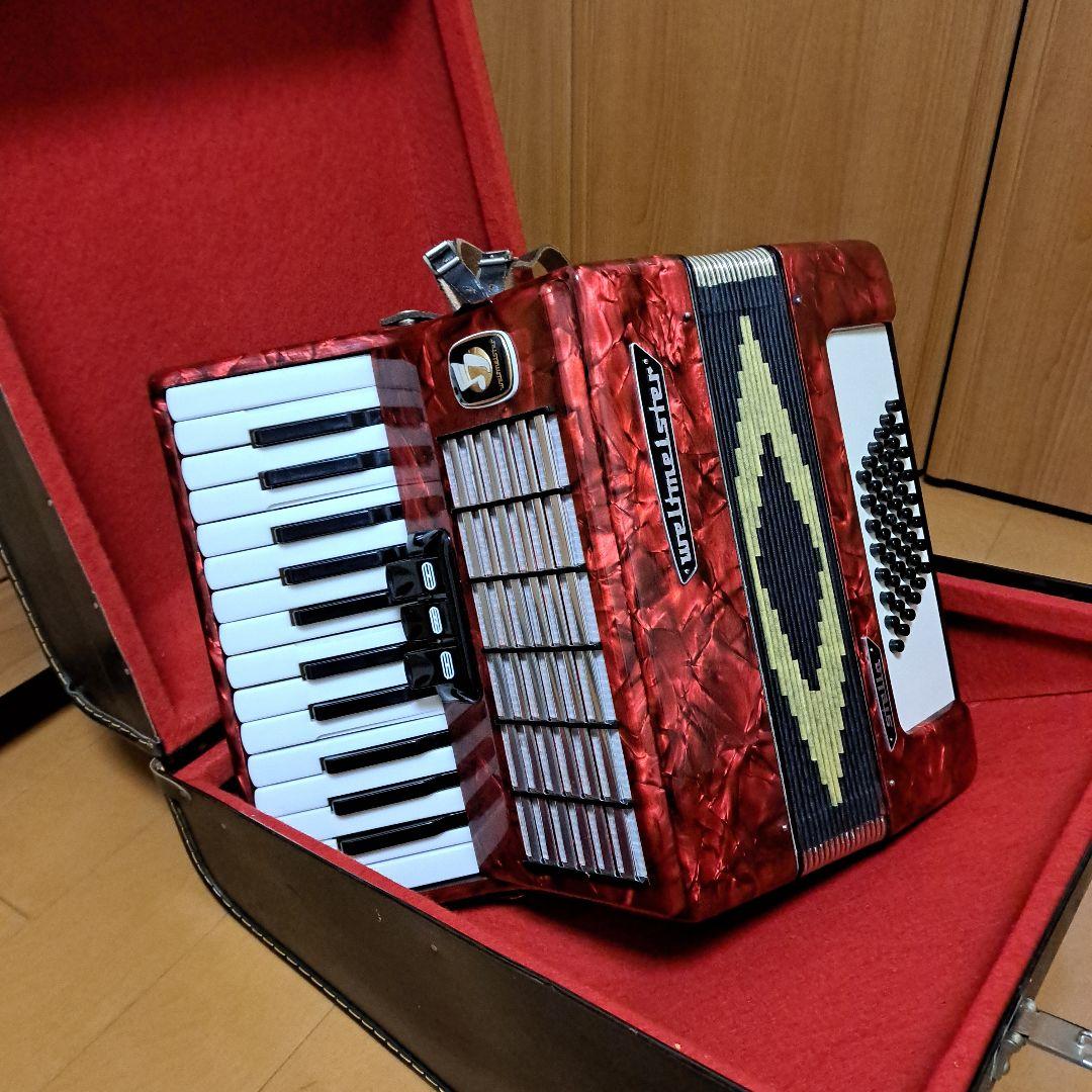 weltmeister stella アコーディオン 赤色ケース付