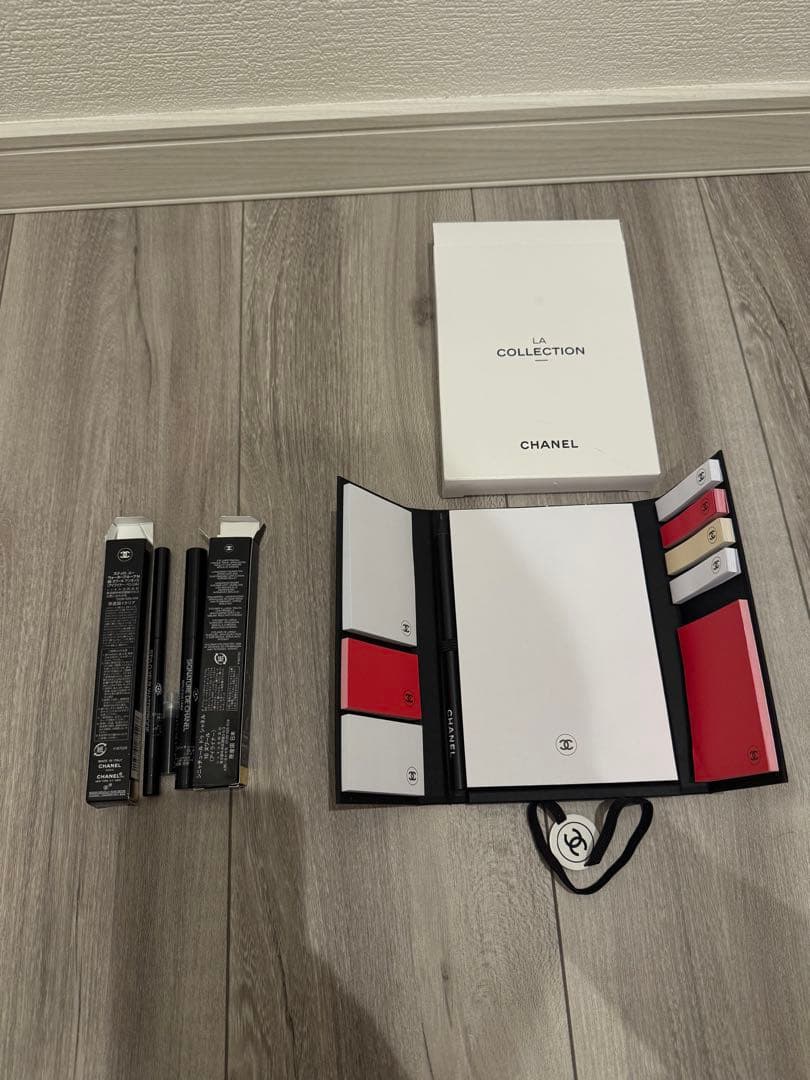 CHANEL シャネル アイライナーペンシルとリキッド 付箋セット