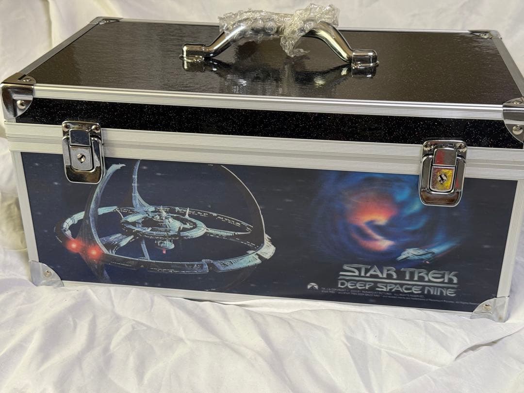 スタートレック ディープ・スペース・ナイン DVD 限定キャリングケース付き
