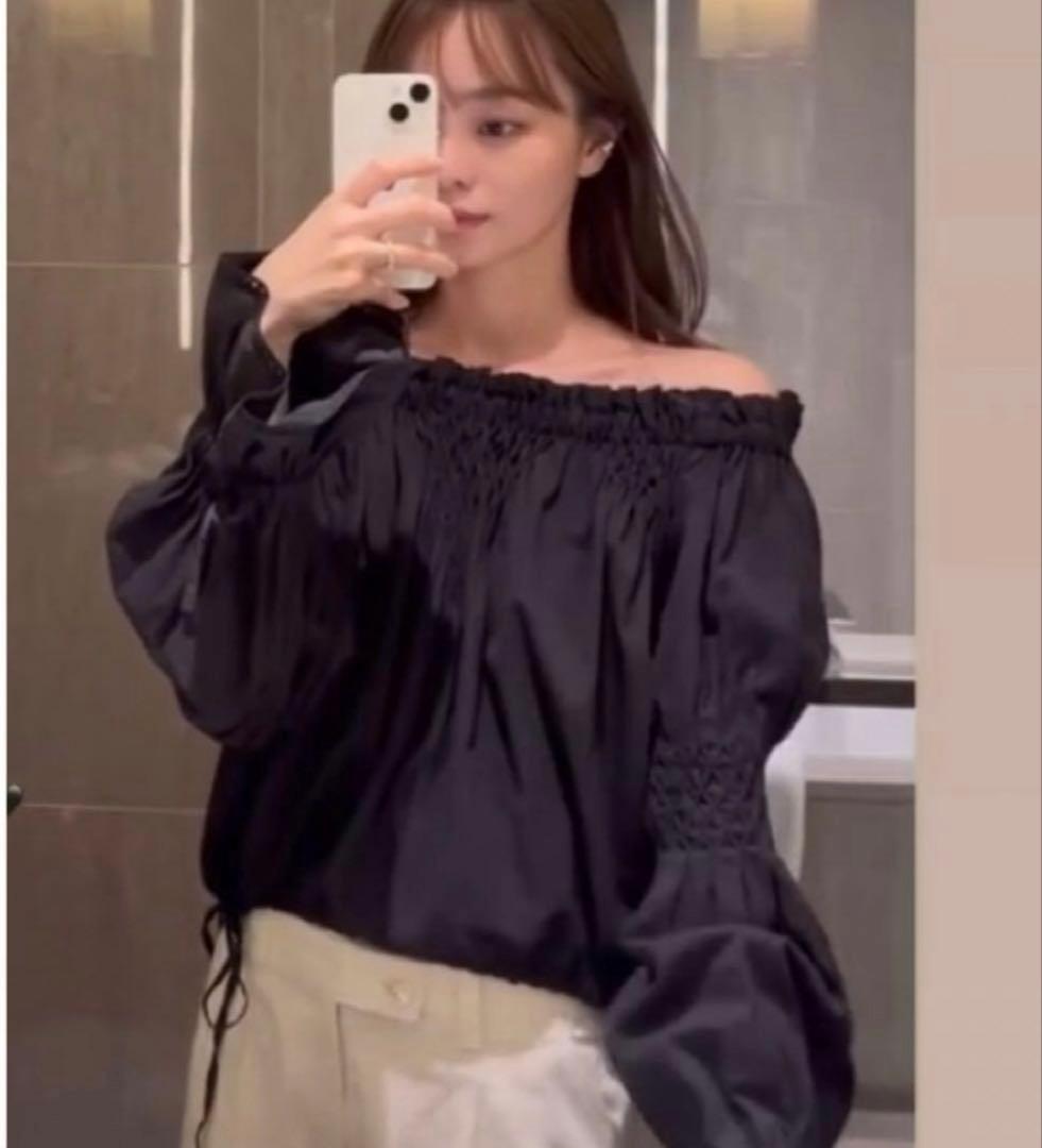 新品タグ付き✴︎MARNO Maria blouse ホワイト