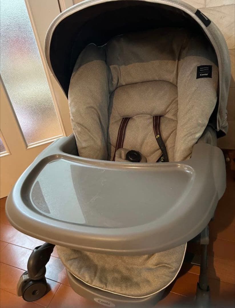 Conbi ネムリラ AUTO SWING BEDi EG（おやすみガード付き）