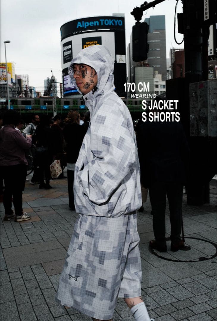 mertra ナイロンパンツ　ハーフパンツ