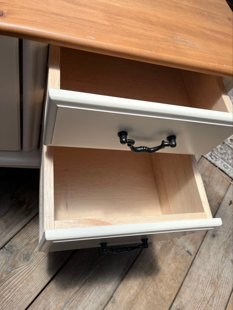 カントリー家具ホワイト木製テレビ台 ガラス扉付き