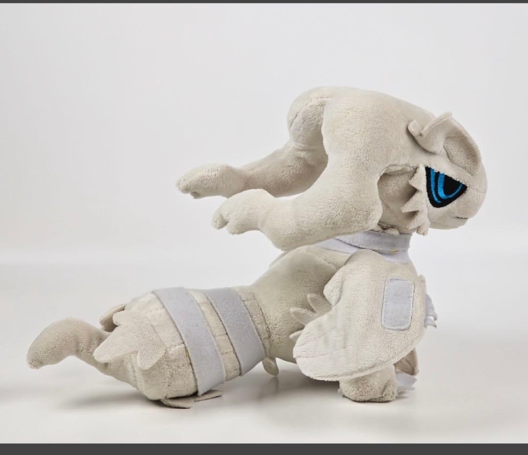 ポケドール　レシラムドール　ぬいぐるみ