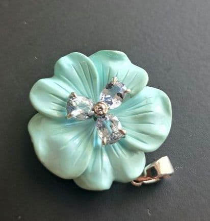 【美品】ネックレス(花びら型)