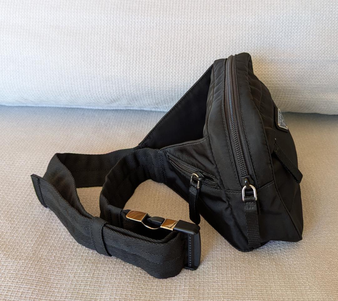 T*A様 PRADA ２VL001 プラダ ウエストポーチ ボディバッグ ブラッ