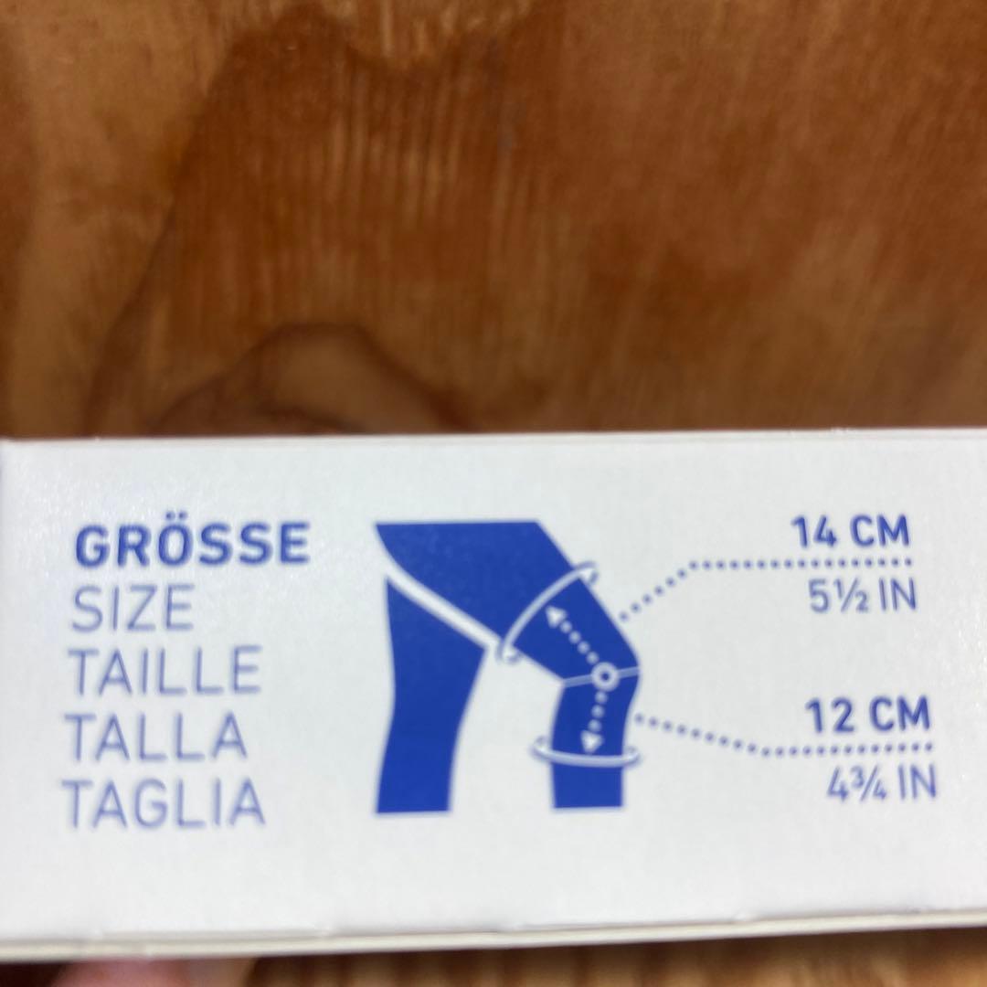 ☆新品・未使用☆ゲニュトレイン膝サポーター size①