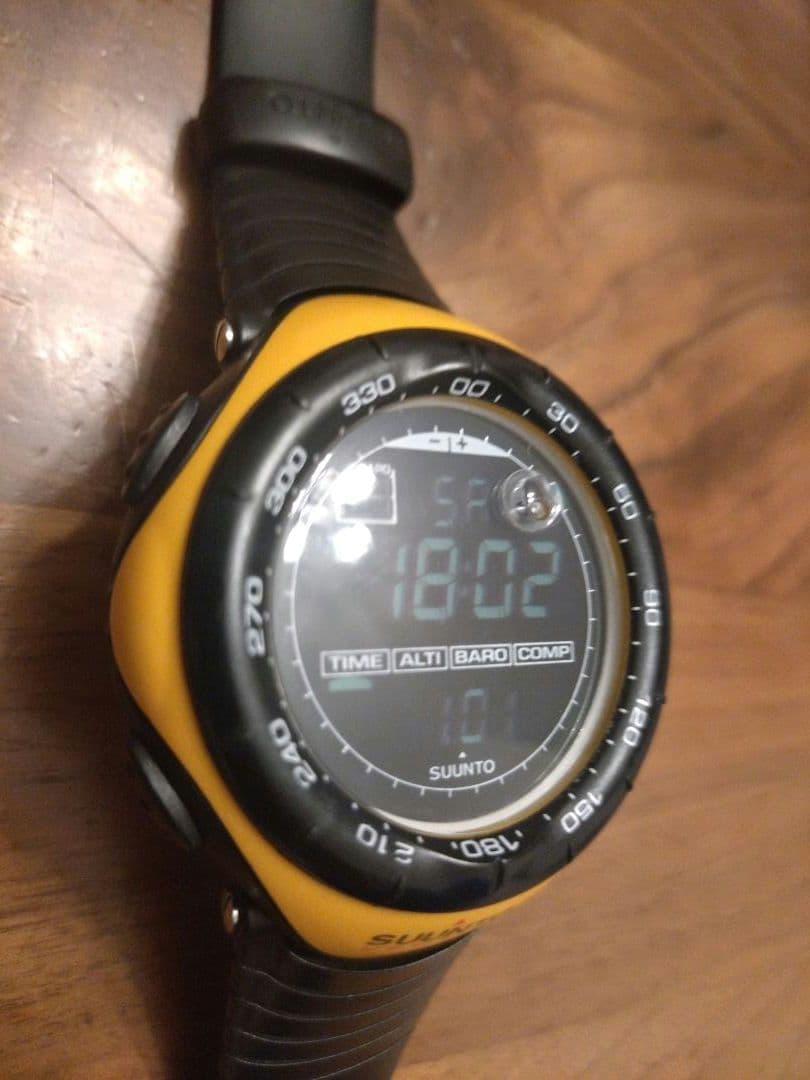 超美品 SUUNTO VECTOR Yellow スント ベクター イエロー