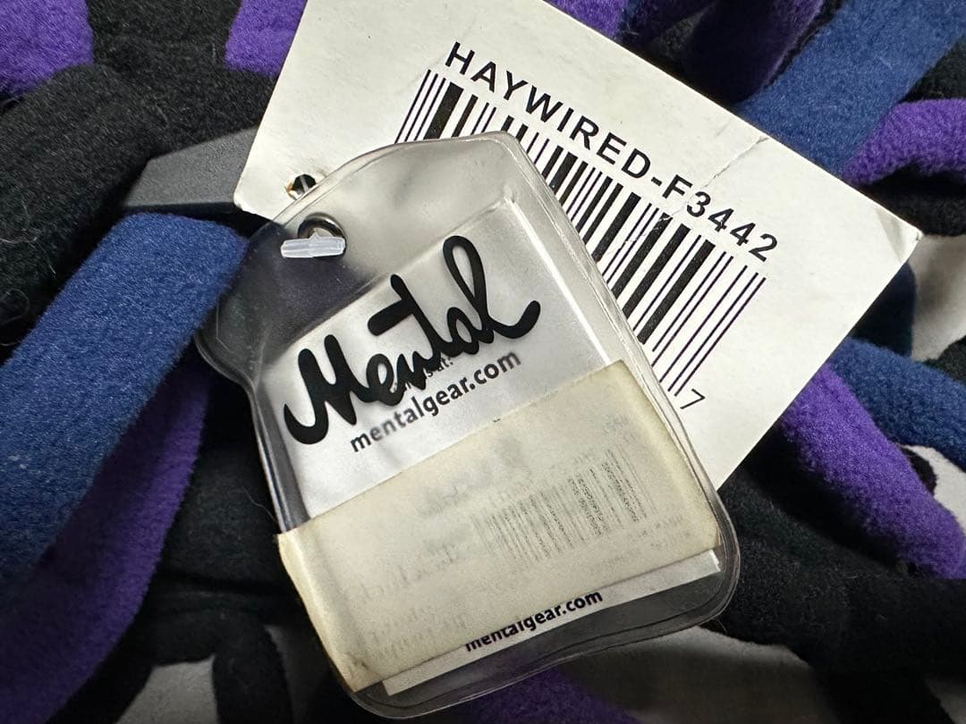 メンタル　Mental headgeaモンスター風　帽子　キャップ