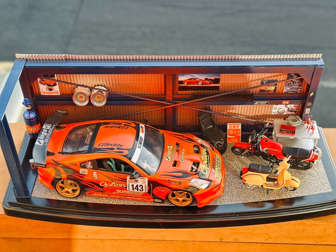 ■クオリティ良いガレージ風のジオラマです■